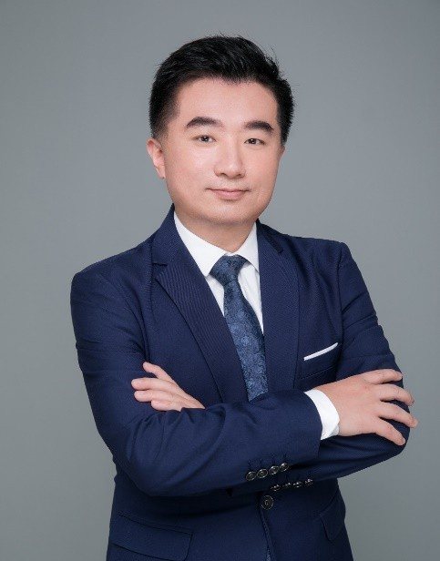 窦伟
