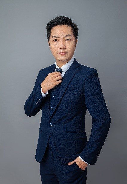 廖宏