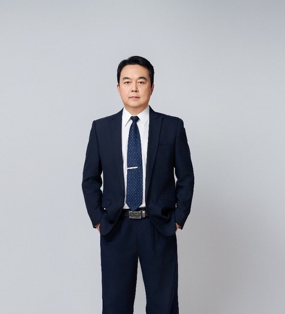 石宝东