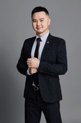 白龙老师形象照