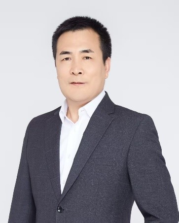 成远老师形象照