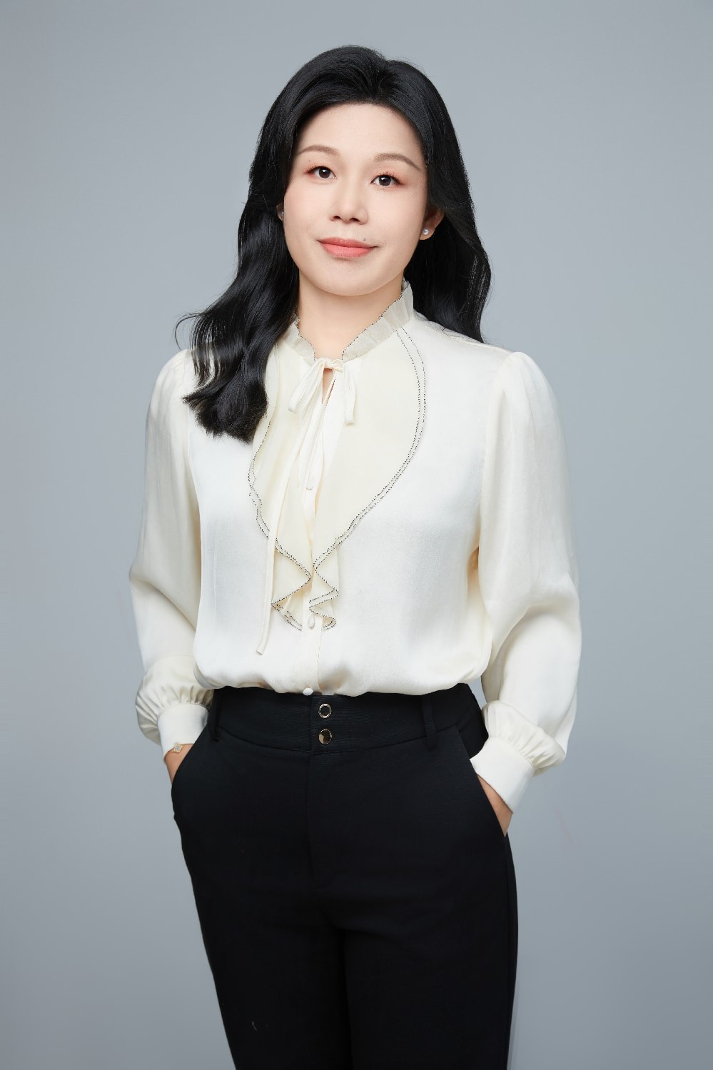 董彦彩老师形象照