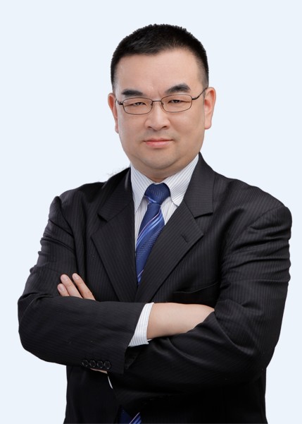 何昉祎老师形象照