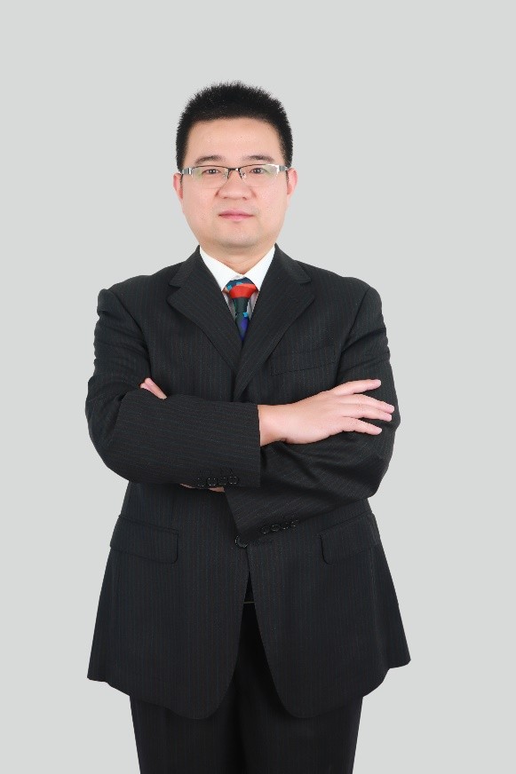 洪永潮老师形象照