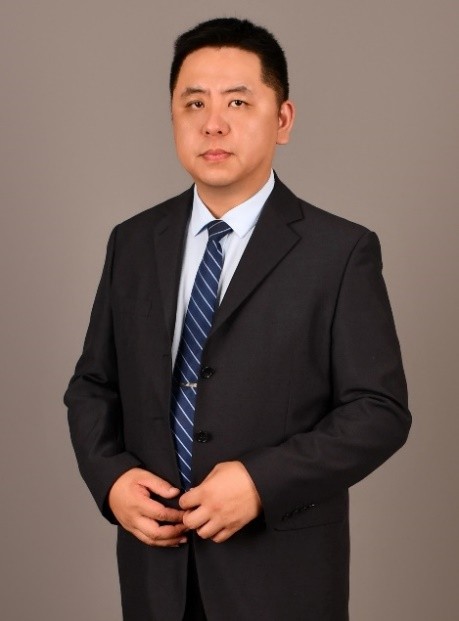 李涵老师形象照