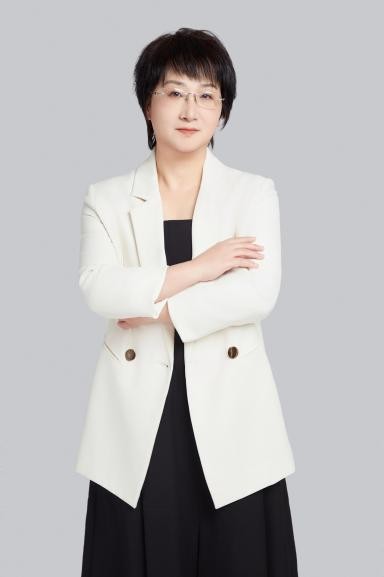 李佳颖