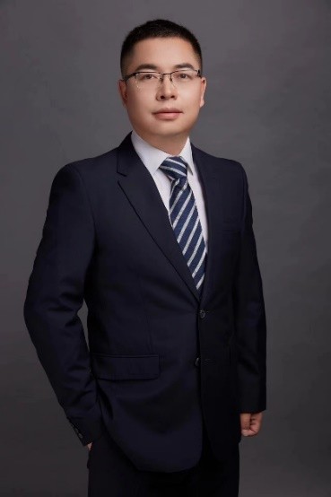乔木老师形象照