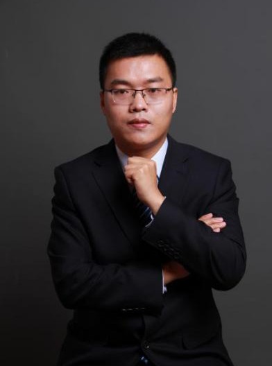 邱明老师形象照