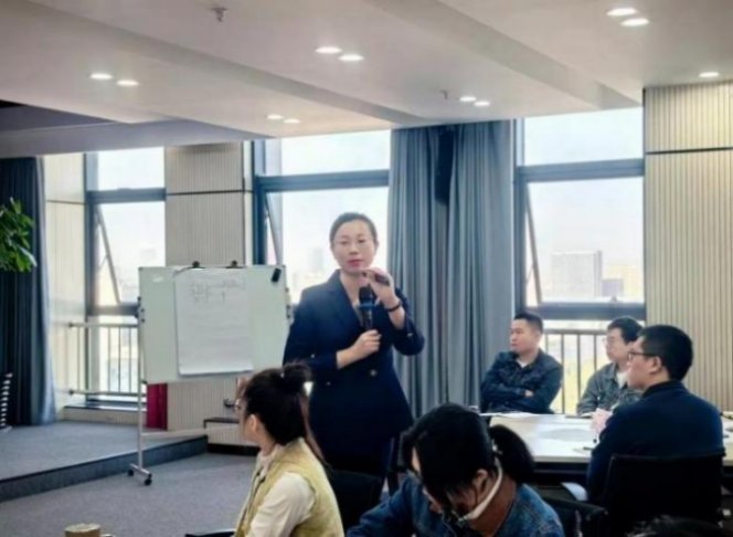 授课照片