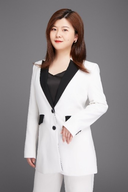阮超情老师形象照