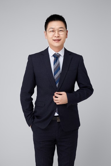 王峰老师形象照