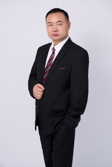 王振华