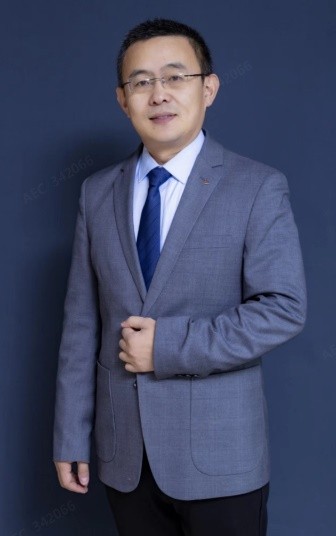 王志刚老师形象照