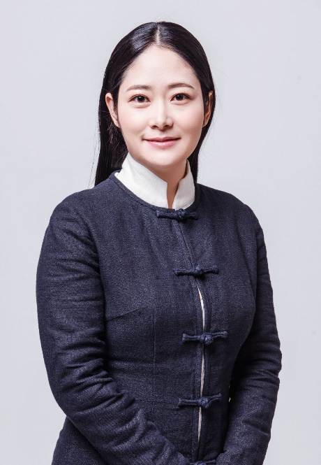 韦娜老师形象照