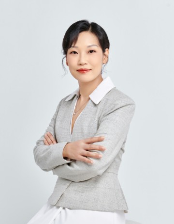 杨恩月老师形象照