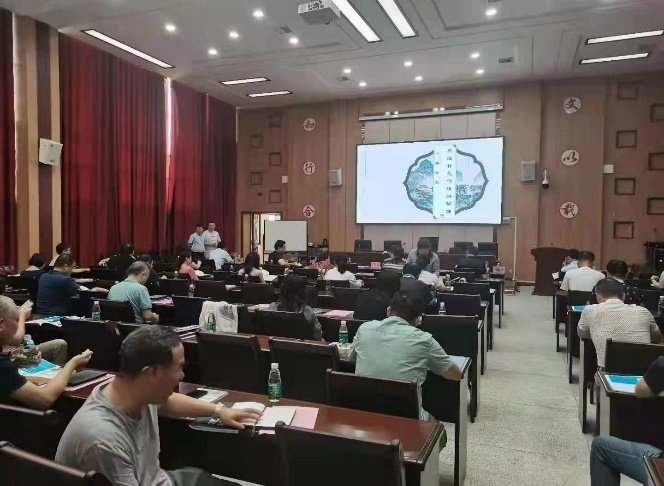 授课照片