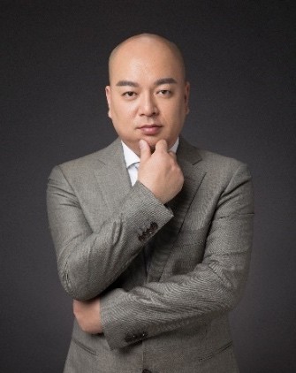 钟义杰老师形象照