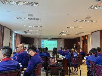 授课照片
