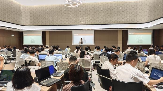 授课照片