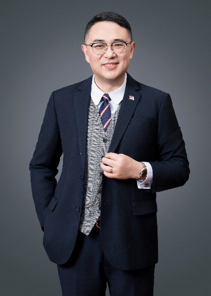 顾宇老师形象照