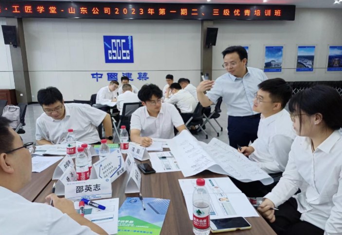 胡军令老师授课现场