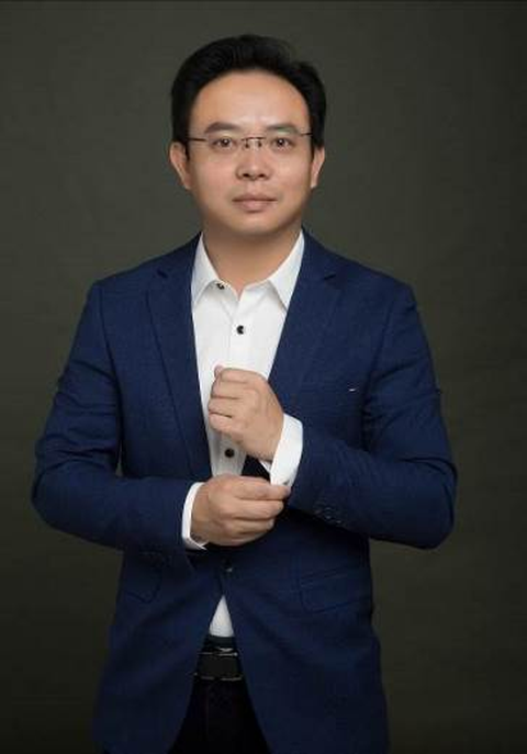 胡军令老师形象照