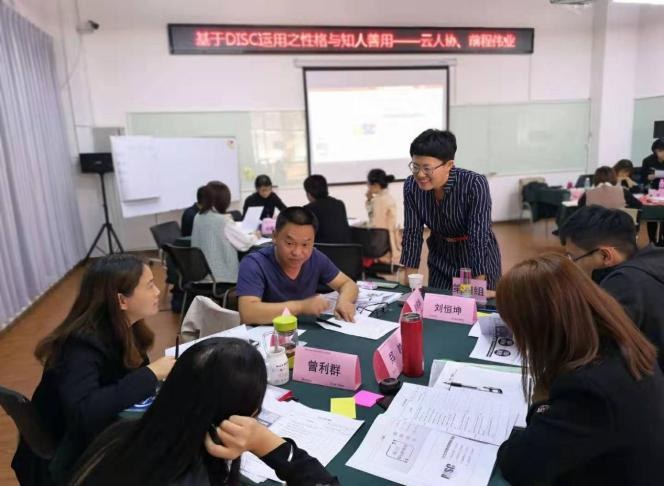 刘茗烨老师带教辅导现场