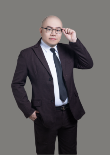 王鲁老师形象照